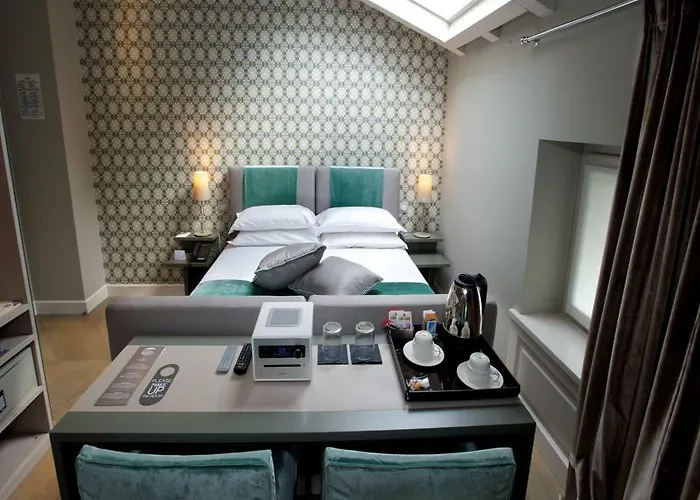 Fuori Porta House بيت ضيافة 4*